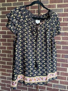 Perry Walker Collective Varina Black Floral Top- SILK BLEND- size 2 (M)